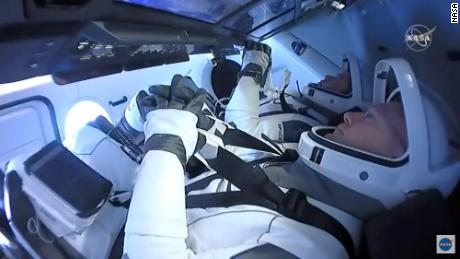 SpaceX Crew Dragon-astronauten keren terug naar de aarde