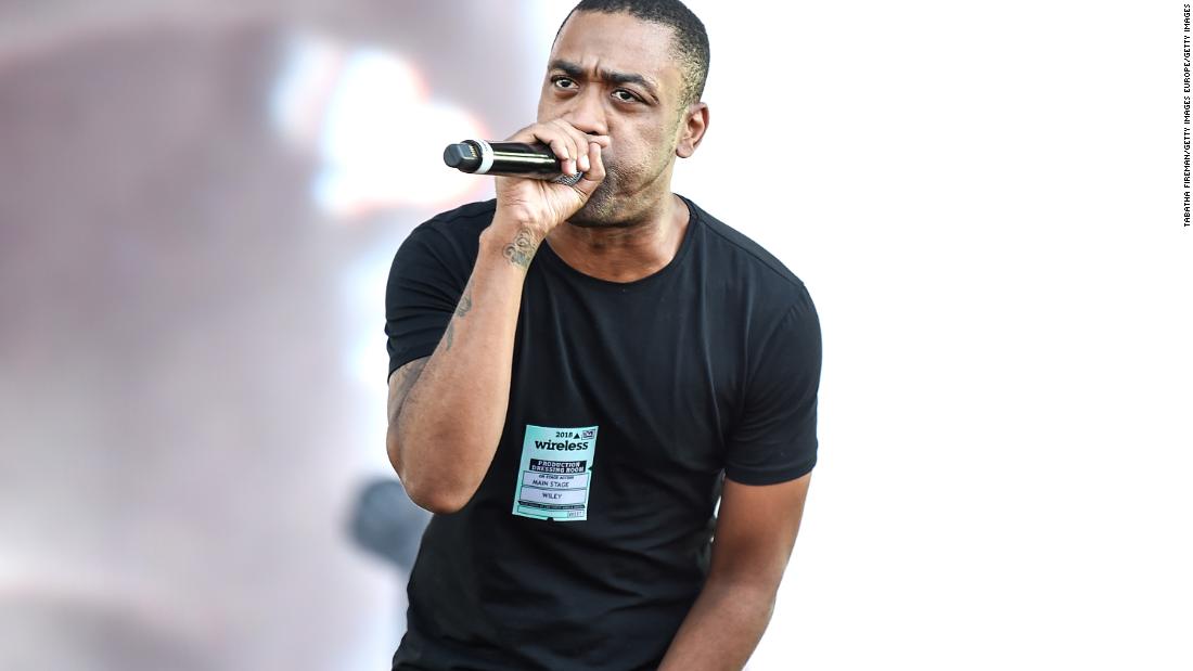 Wiley: de politie beoordeelt rapporten van antisemitische berichten van de Britse rapper