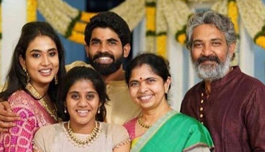 Breken: SS Rajamouli en familie testen Covid positief