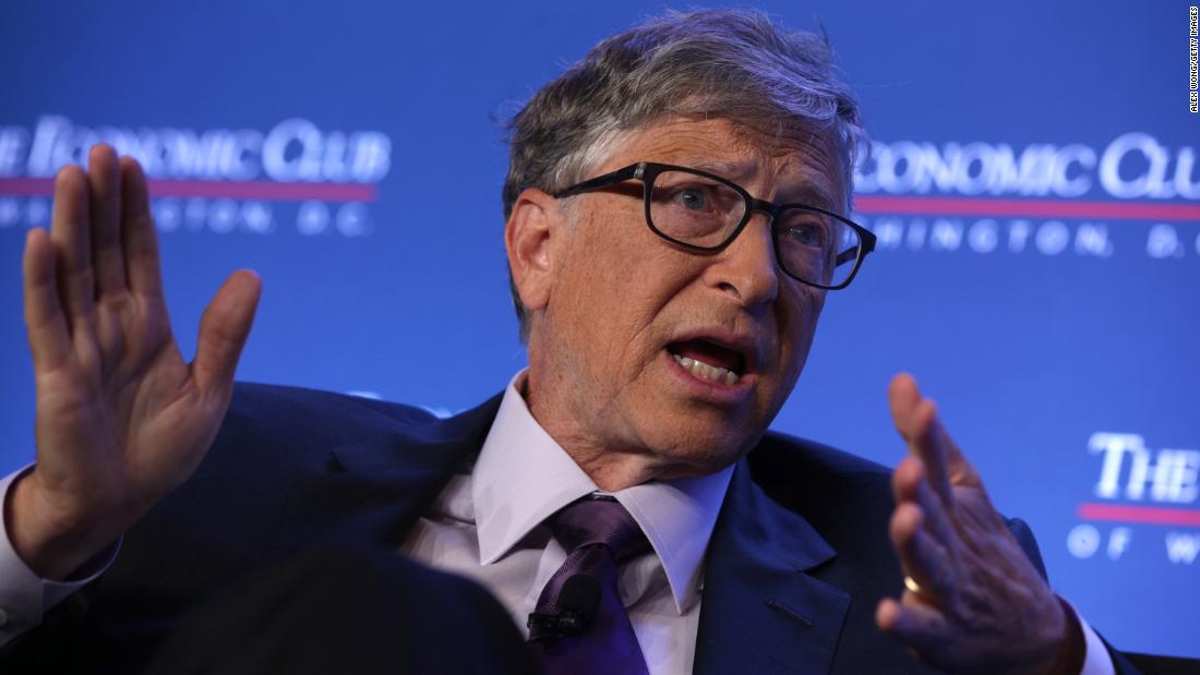 Bill Gates zegt dat de meeste coronavirus-tests ‘complete verspilling’ zijn omdat de resultaten te traag terugkomen