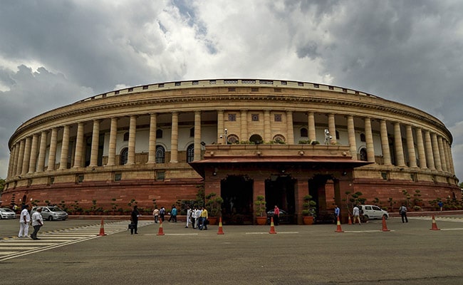 BJP blokkeert herziening van het parlementspanel van PM CARES Fund, Coronavirus Response