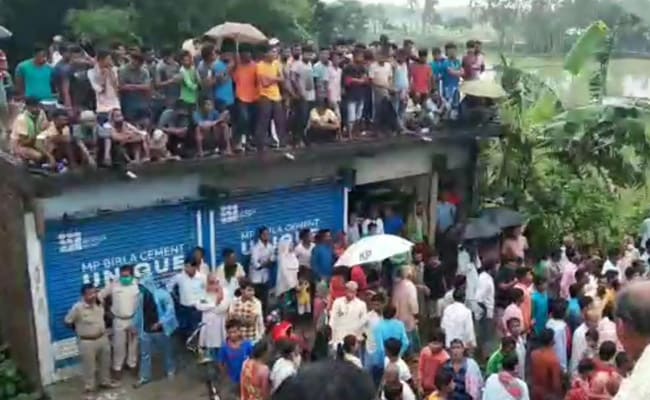 Bengal BJP MLA Debendra Nath Ray gevonden hangend in markt, partij beweert moord