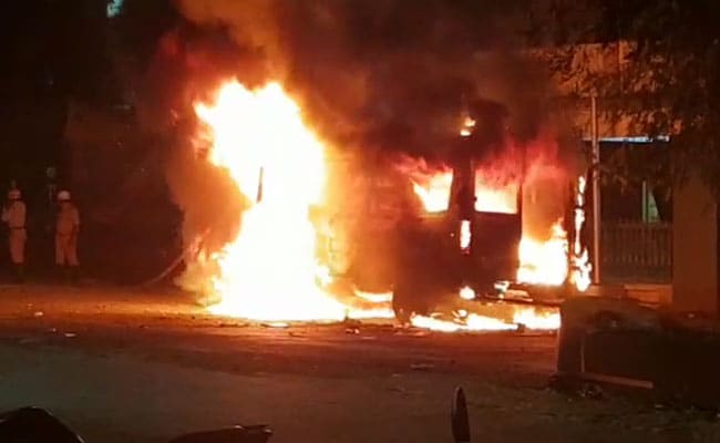COVID-19-patiënt sterft in Karnataka-ziekenhuis, familie fakkels ambulance