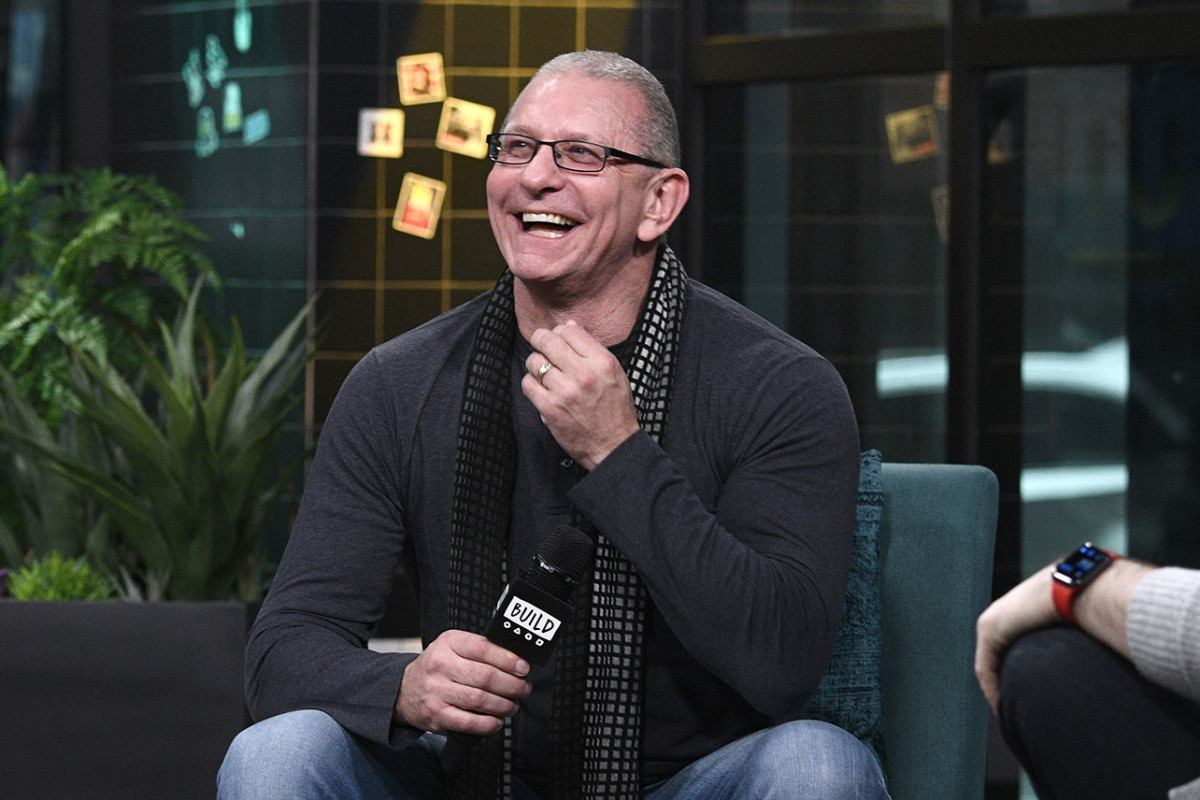 Chef-kok Robert Irvine tekent nieuwe Food Network-deal, plant ‘Restaurant: Impossible’ Spinoff