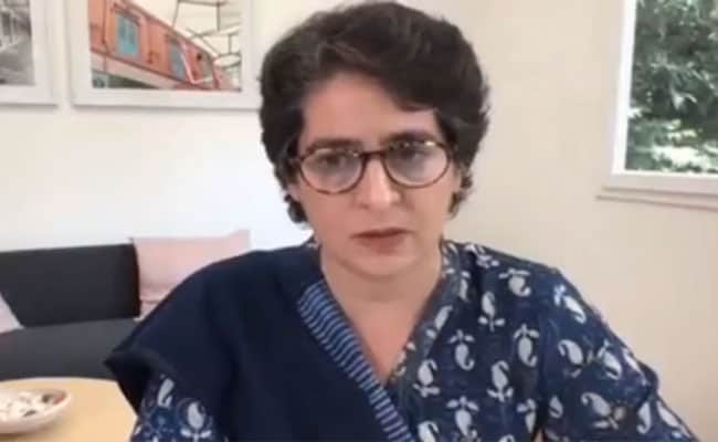 Priyanka Gandhi Vadra verlaat de bungalow van Lodhi Estate vóór de deadline van Centre