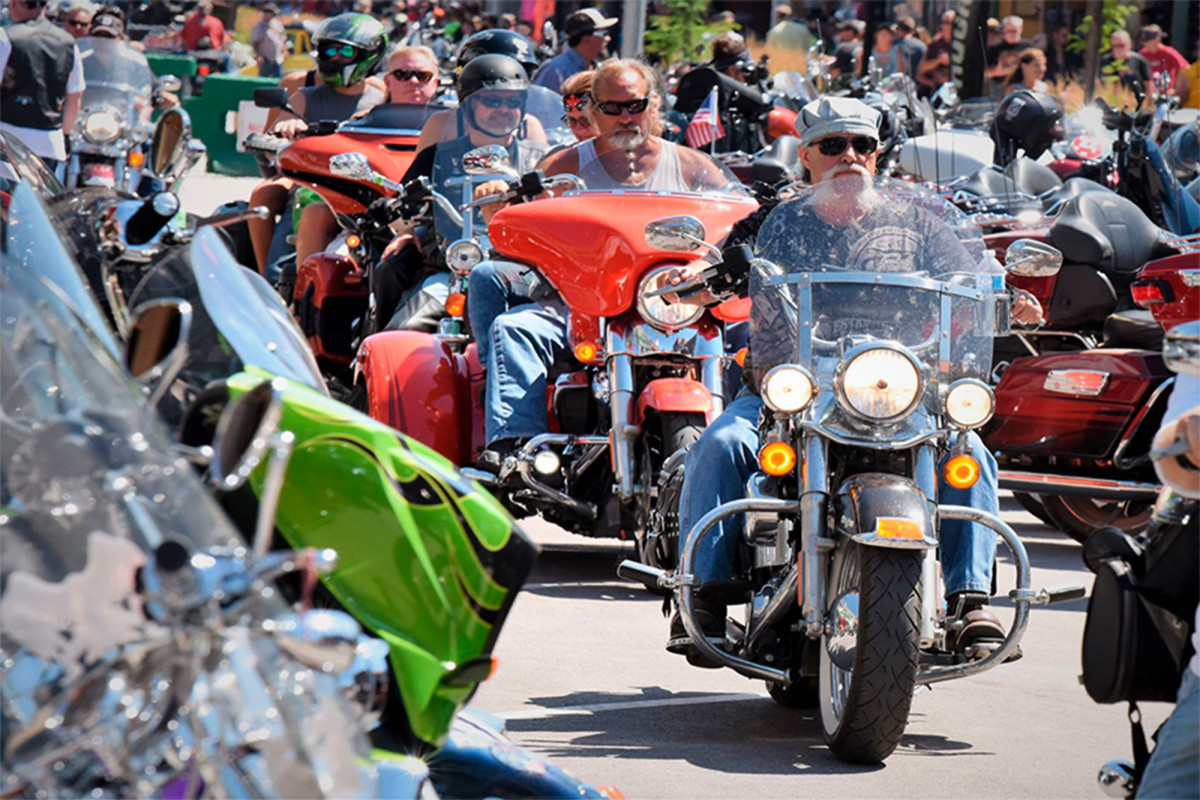 De motorrally van Sturgis zal naar verwachting 250.000 mensen trekken