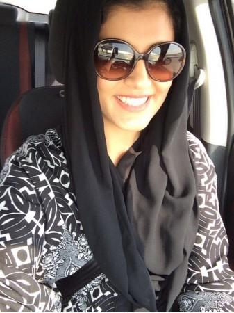 Saoedische vrouw Loujain Hathloul gearresteerd wegens autorijden
