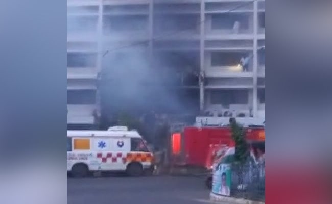 7 Dood in brand in hotel dat wordt gebruikt als zorgcentrum voor Covid in Andhra