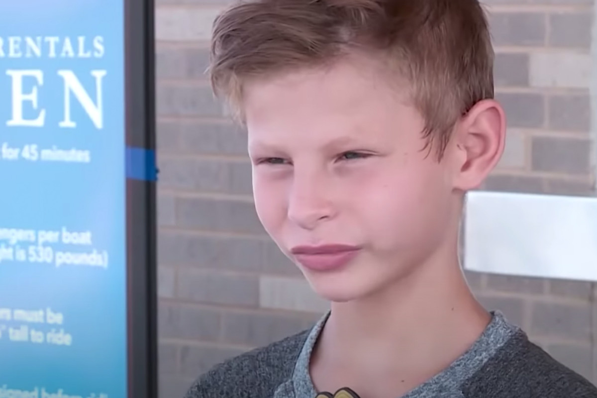 Broek zadel Optimistisch De 9-jarige jongen ontvangt na een emotioneel pleidooi meer dan 5.000  adoptieverzoeken